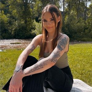 Meet your Posher, Ashly